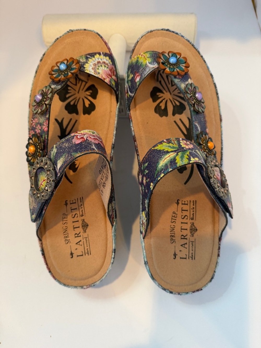 L'ATISTE Multicolor Floral Slide Sandals with Decorative Metal Flowers